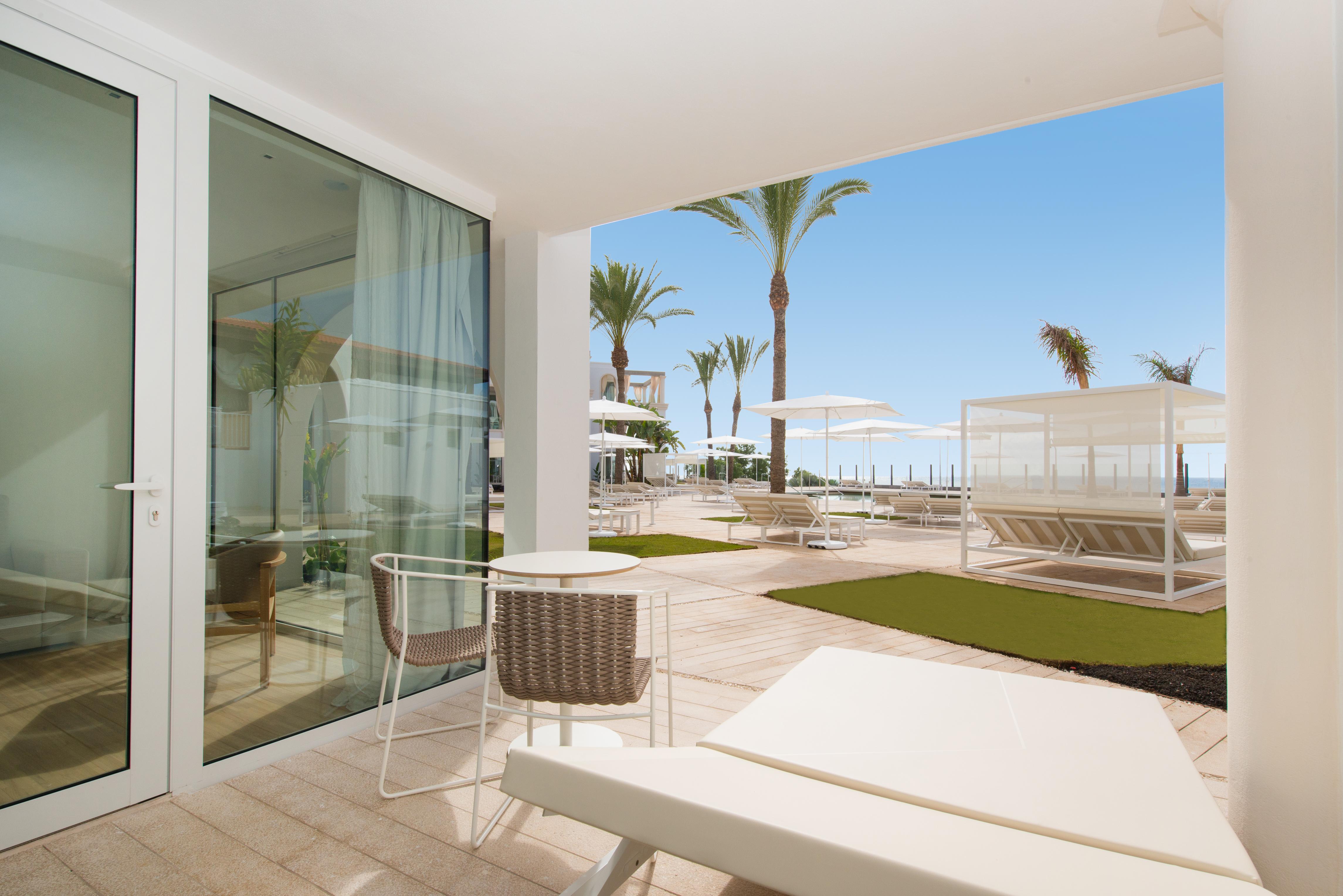 อิเบโรสตาร์ แกรนด์ โฮเต็ล ซาโลเม - สำหรับผู้ใหญ่เท่านั้น Hotel Costa Adeje  ภายนอก รูปภาพ