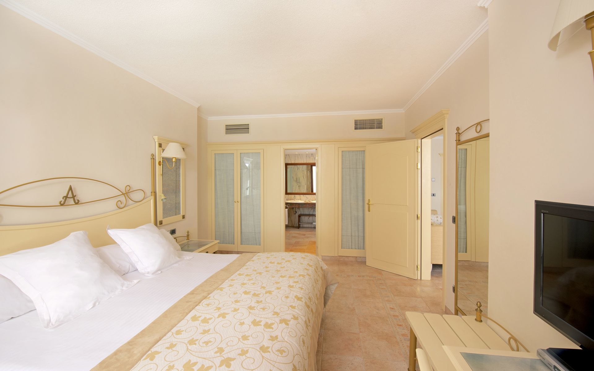 อิเบโรสตาร์ แกรนด์ โฮเต็ล ซาโลเม - สำหรับผู้ใหญ่เท่านั้น Hotel Costa Adeje  ภายนอก รูปภาพ