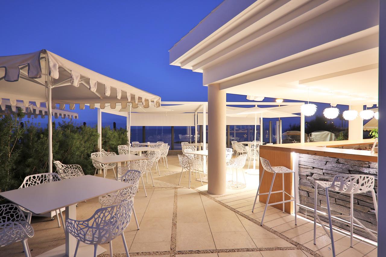 อิเบโรสตาร์ แกรนด์ โฮเต็ล ซาโลเม - สำหรับผู้ใหญ่เท่านั้น Hotel Costa Adeje  ภายนอก รูปภาพ